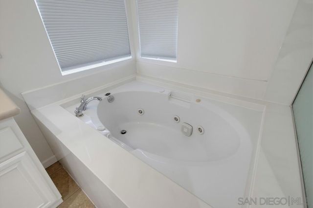 3173 Willow Tree Ln, Escondido, CA 92027
