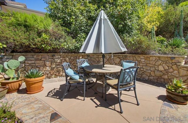 3173 Willow Tree Ln, Escondido, CA 92027