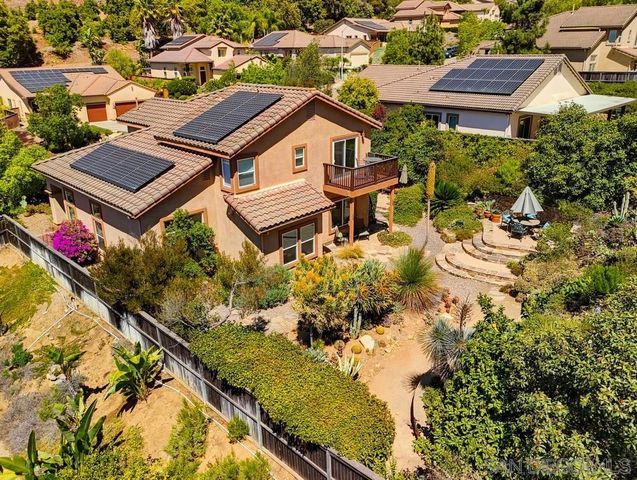 3173 Willow Tree Ln, Escondido, CA 92027