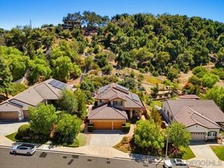 3173 Willow Tree Ln, Escondido, CA 92027