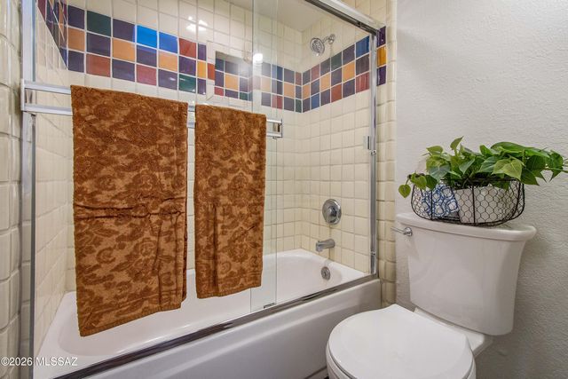 6441 N Foothills Drive, Tucson, AZ 85718