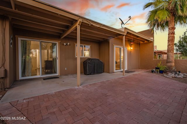 6441 N Foothills Drive, Tucson, AZ 85718