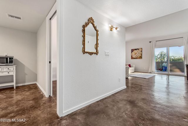 6441 N Foothills Drive, Tucson, AZ 85718