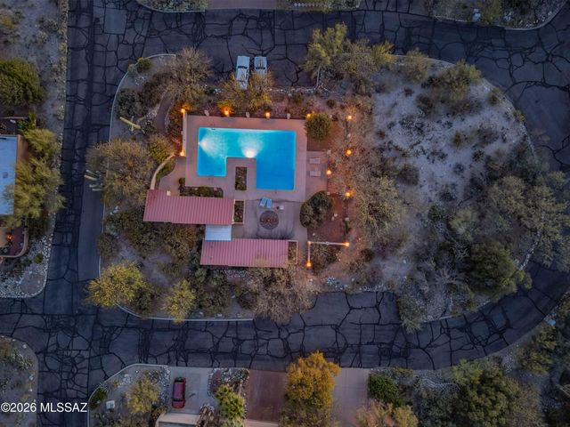 6441 N Foothills Drive, Tucson, AZ 85718