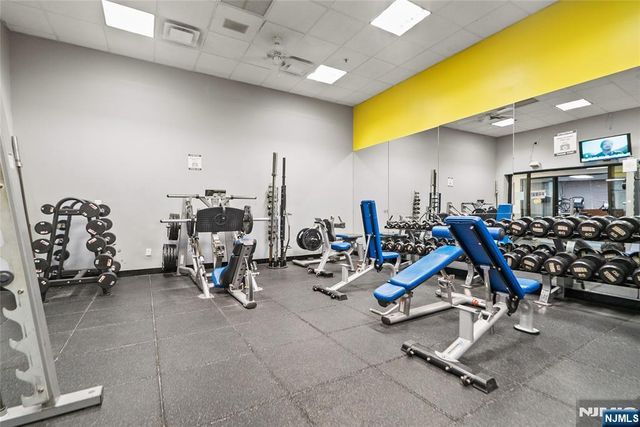 7002 Boulevard East 8P, Guttenberg, NJ 07093