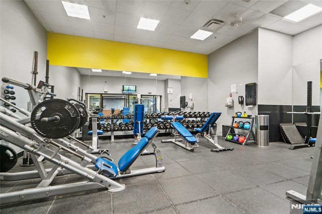 7002 Boulevard East 8P, Guttenberg, NJ 07093