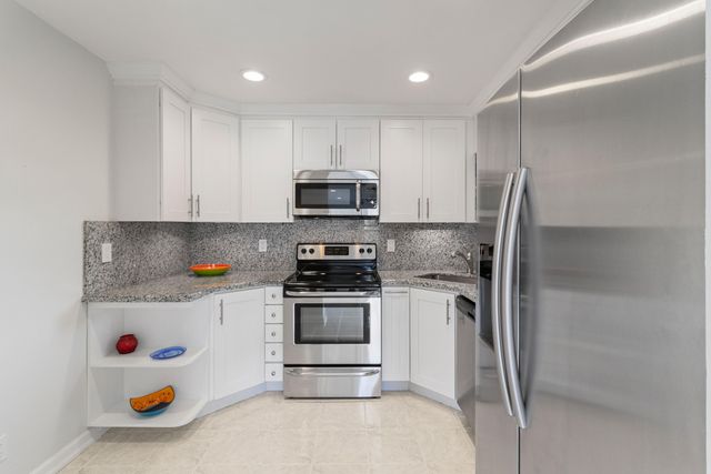 8641 W Boca Glades Blvd Boulevard W B, Boca Raton, FL 33434