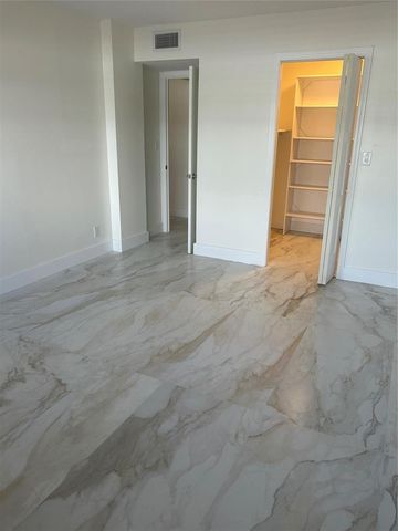 550 Bayshore Drive 102, Fort Lauderdale, FL 33304