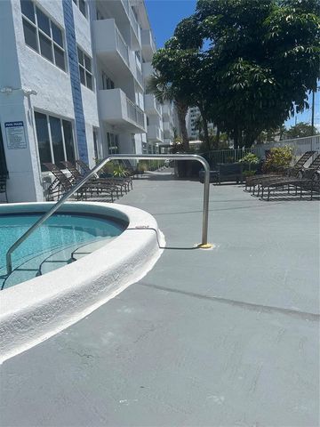 550 Bayshore Drive 102, Fort Lauderdale, FL 33304