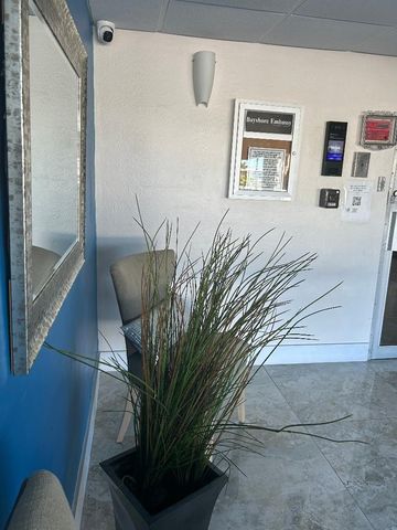 550 Bayshore Drive 102, Fort Lauderdale, FL 33304