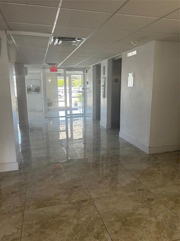 550 Bayshore Drive 102, Fort Lauderdale, FL 33304
