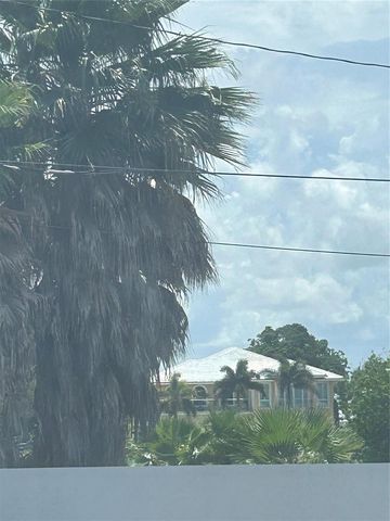 550 Bayshore Drive 102, Fort Lauderdale, FL 33304