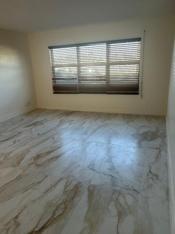 550 Bayshore Drive 102, Fort Lauderdale, FL 33304