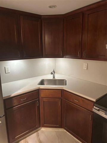 550 Bayshore Drive 102, Fort Lauderdale, FL 33304