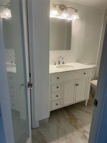 550 Bayshore Drive 102, Fort Lauderdale, FL 33304