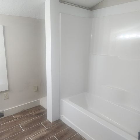 827 E Carrol Street, Coushatta, LA 71019