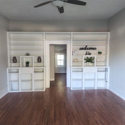 827 E Carrol Street, Coushatta, LA 71019
