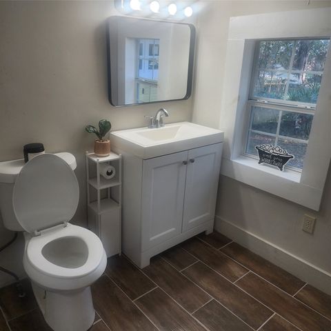 827 E Carrol Street, Coushatta, LA 71019
