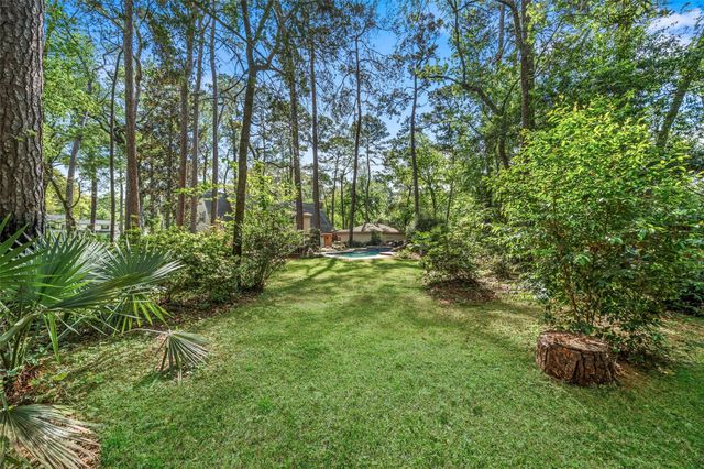 2918 Kings Forest Drive, Kingwood, TX 77339