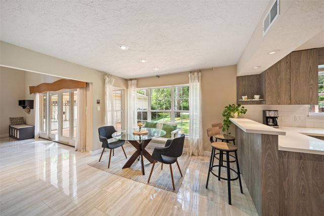 2918 Kings Forest Drive, Kingwood, TX 77339