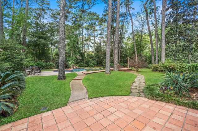 2918 Kings Forest Drive, Kingwood, TX 77339