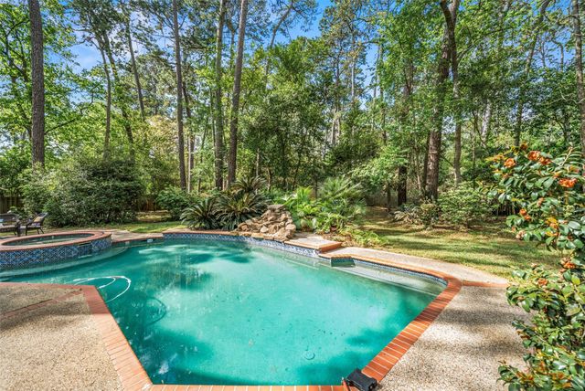 2918 Kings Forest Drive, Kingwood, TX 77339