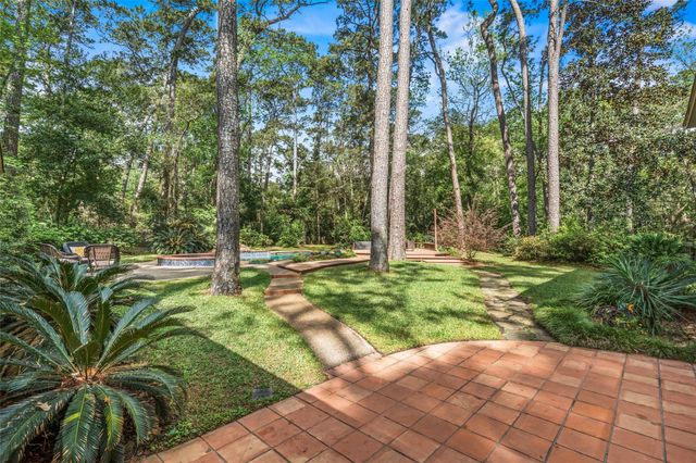 2918 Kings Forest Drive, Kingwood, TX 77339