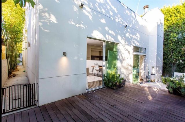 8824 Rangely Avenue, West Hollywood, CA 90048