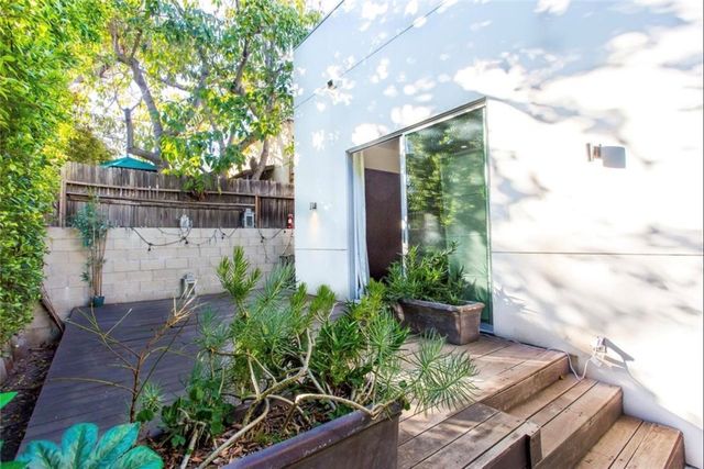 8824 Rangely Avenue, West Hollywood, CA 90048