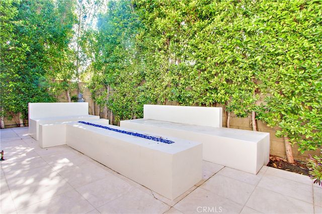 8824 Rangely Avenue, West Hollywood, CA 90048