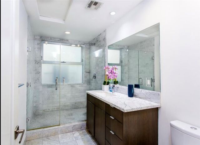 8824 Rangely Avenue, West Hollywood, CA 90048