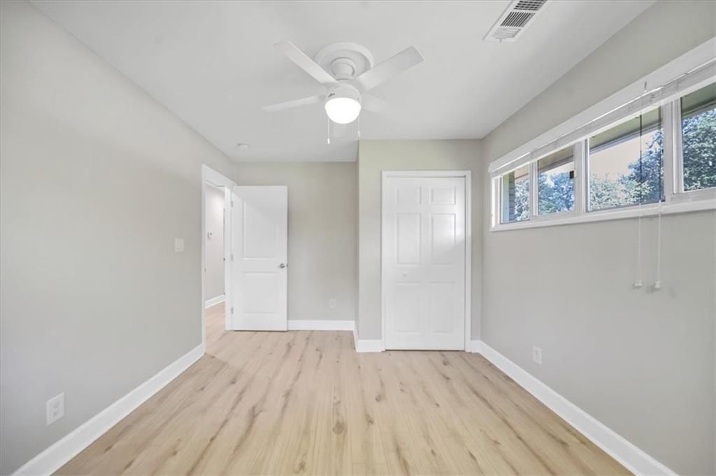 Image 17 of property listing at 3070 Lindon Lane, Decatur, GA 30033