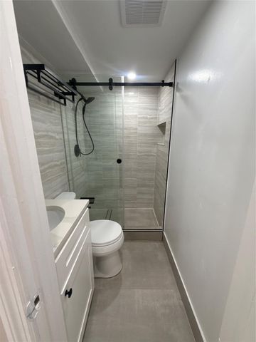 299 SE 12th Avenue, Deerfield Beach, FL 33441