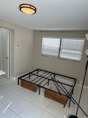 299 SE 12th Avenue, Deerfield Beach, FL 33441
