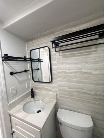 299 SE 12th Avenue, Deerfield Beach, FL 33441