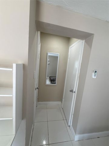299 SE 12th Avenue, Deerfield Beach, FL 33441