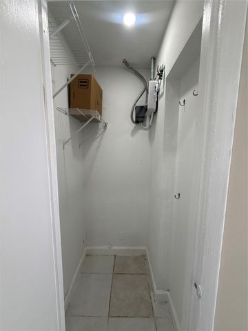 299 SE 12th Avenue, Deerfield Beach, FL 33441