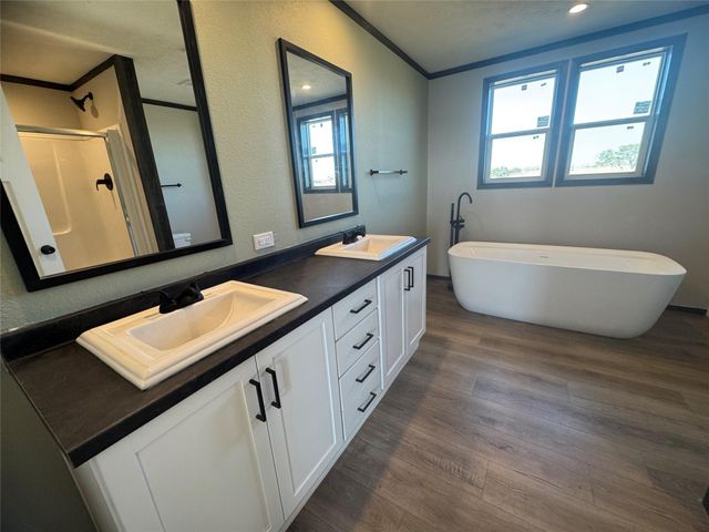 330 Beckham DR, Dale, TX 78616