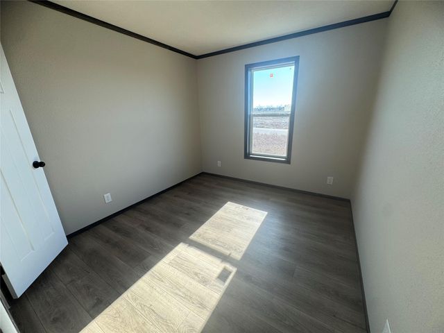 330 Beckham DR, Dale, TX 78616