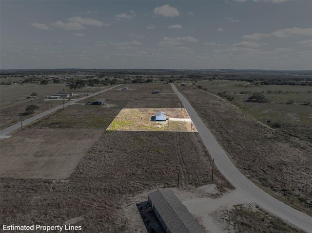 330 Beckham DR, Dale, TX 78616