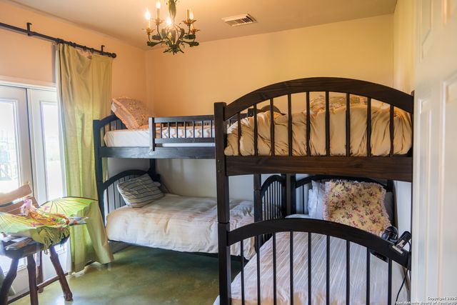 000 County Road 332, Runge, TX 78151