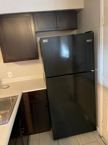 300 Canion ST B, Austin, TX 78752