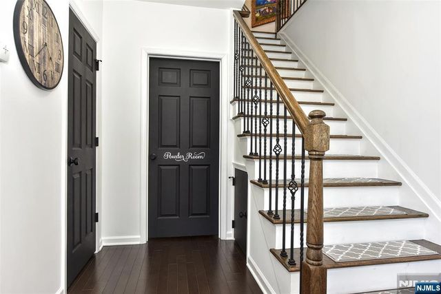 28 Autumn Way 72, Montvale, NJ 07645