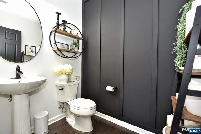 28 Autumn Way 72, Montvale, NJ 07645