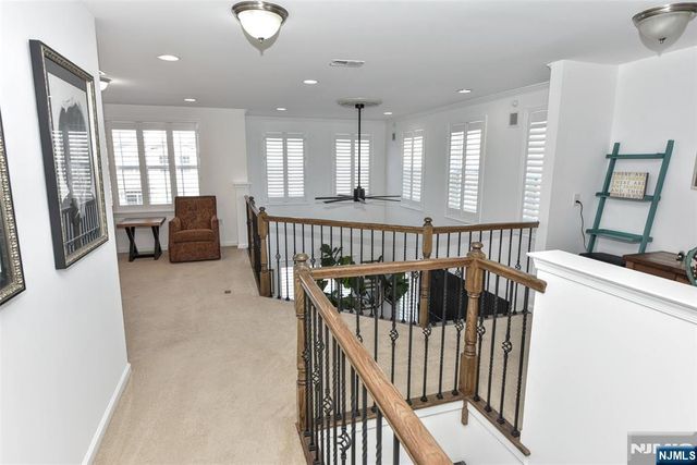 28 Autumn Way 72, Montvale, NJ 07645