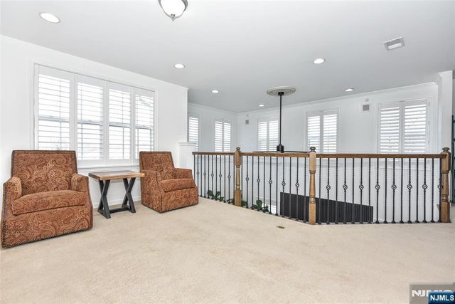 28 Autumn Way 72, Montvale, NJ 07645