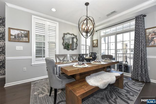 28 Autumn Way 72, Montvale, NJ 07645