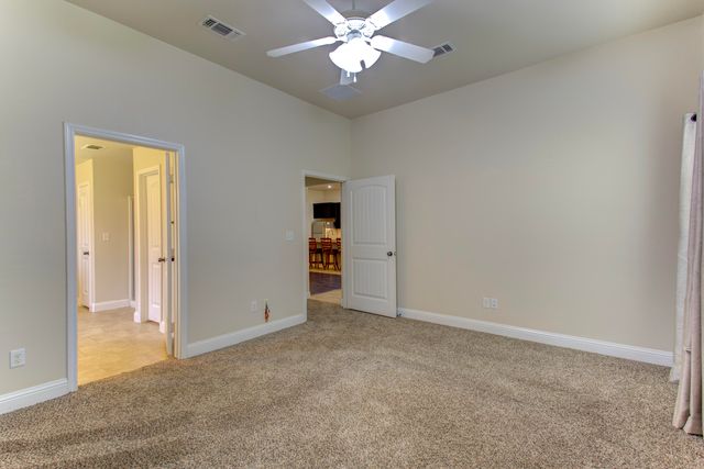 9702 Ross Avenue, Lubbock, TX 79424