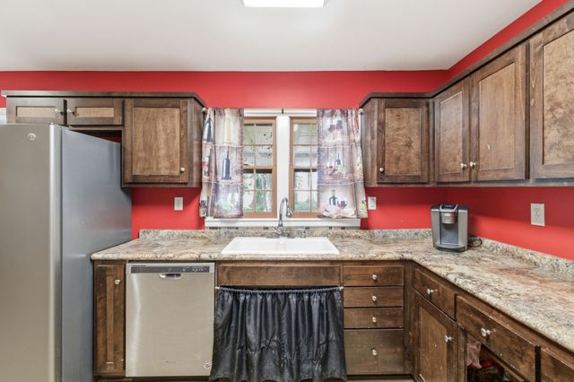 371 Myers Rd, Winchester, TN 37398