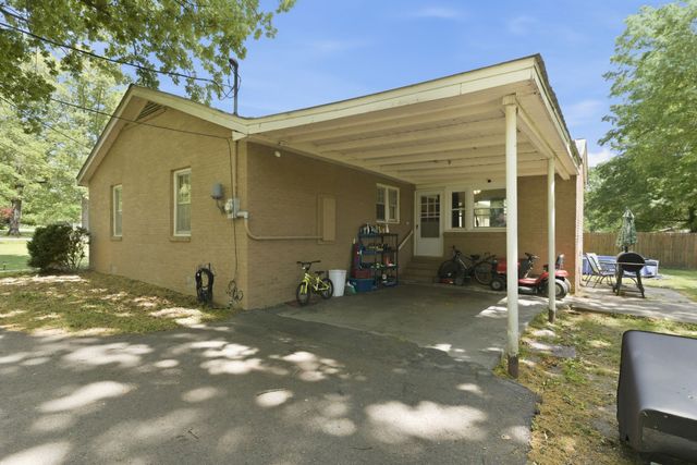 371 Myers Rd, Winchester, TN 37398